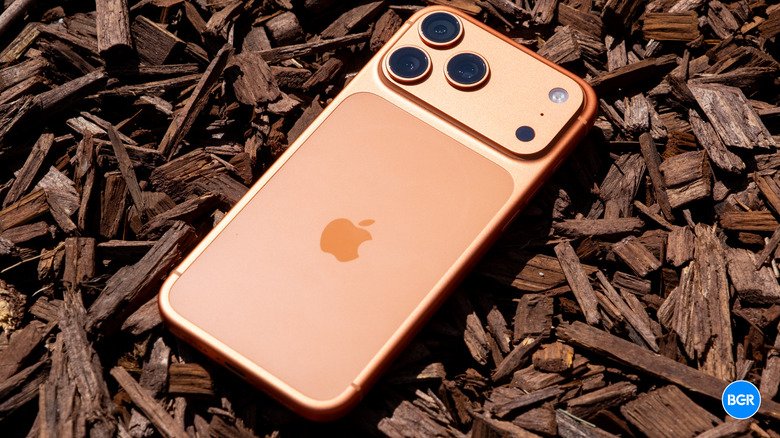 iPhone 17 Pro Max Review (2025)  + Black Friday